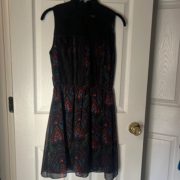 Alice + Olivia Dresses & Skirts - Alice + Olivia lace top dress, sz 2